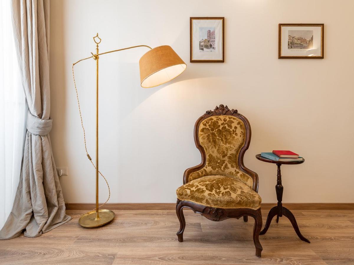 B&B Palazzo Merello Cagliari Bagian luar foto