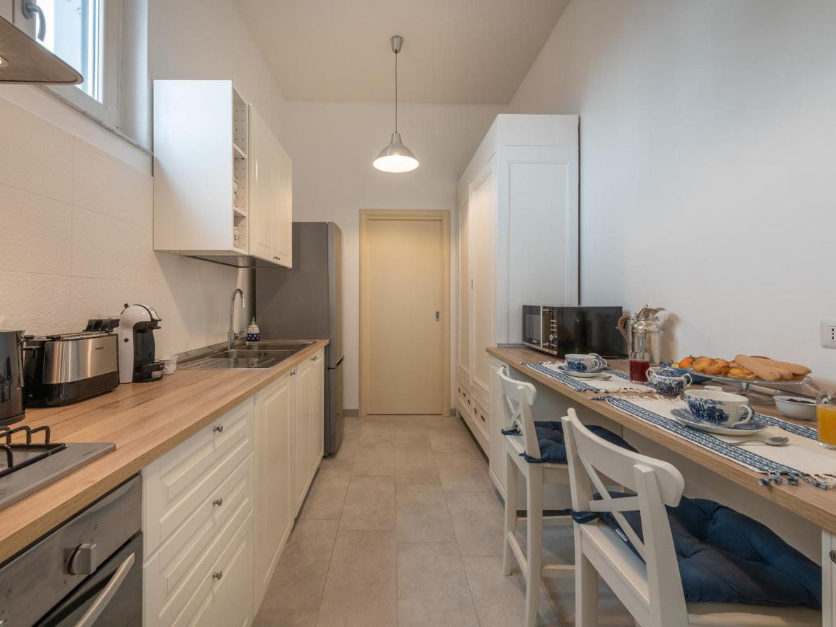 B&B Palazzo Merello Cagliari Bagian luar foto