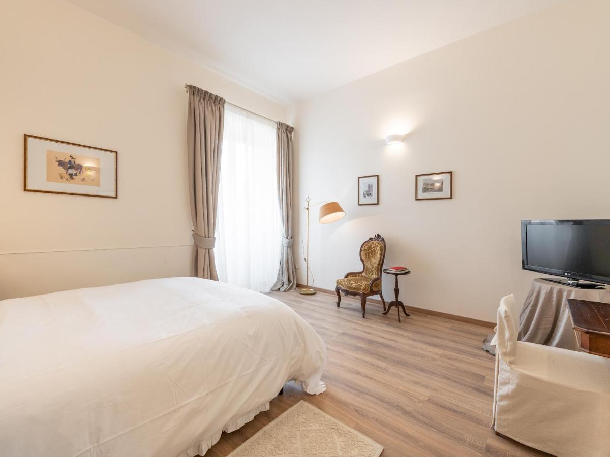 B&B Palazzo Merello Cagliari Bagian luar foto