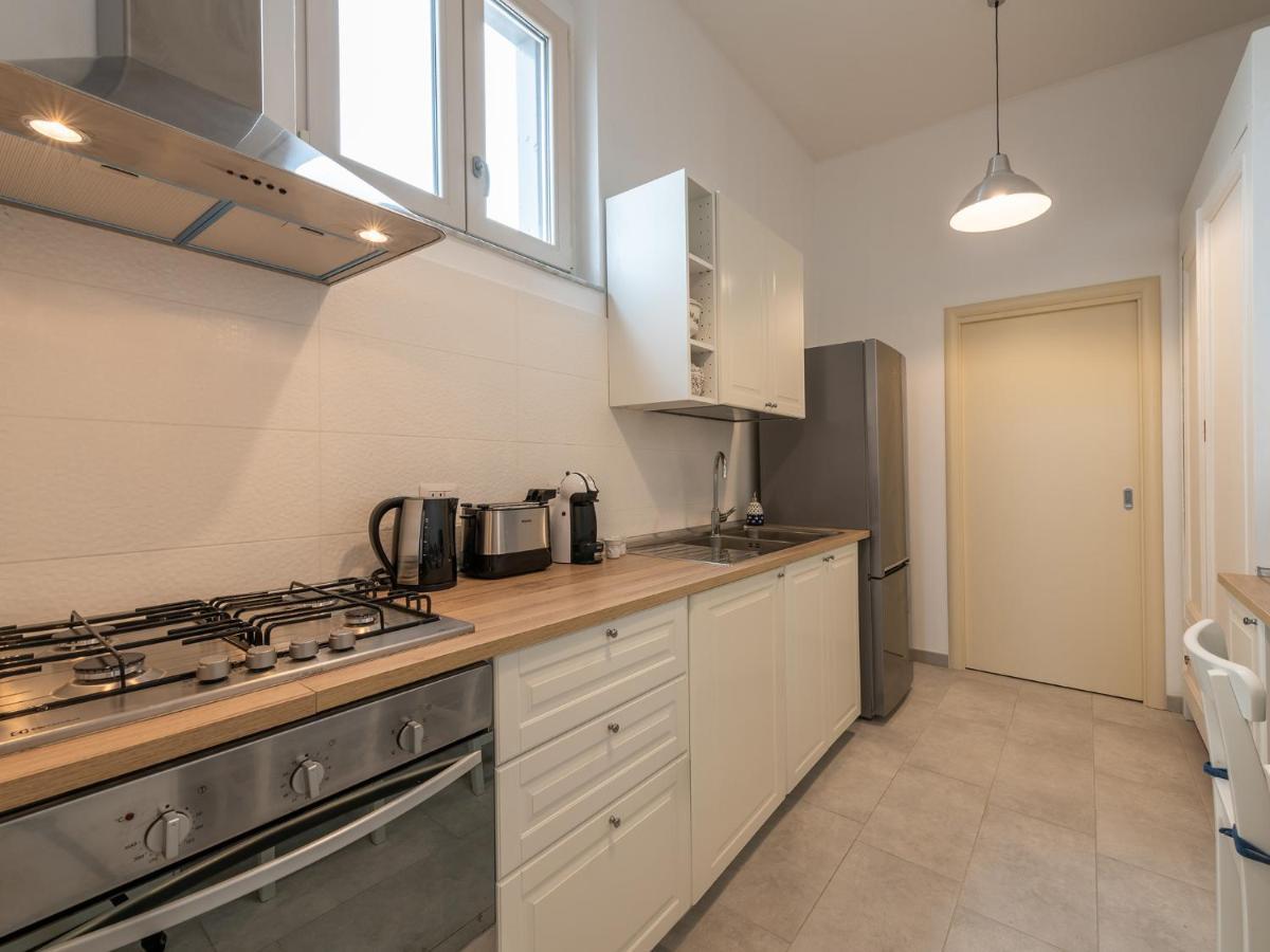 B&B Palazzo Merello Cagliari Bagian luar foto