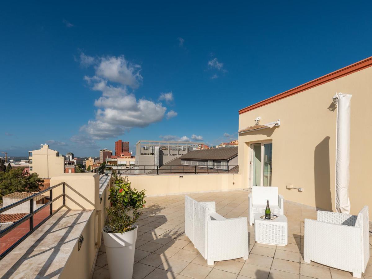 B&B Palazzo Merello Cagliari Bagian luar foto